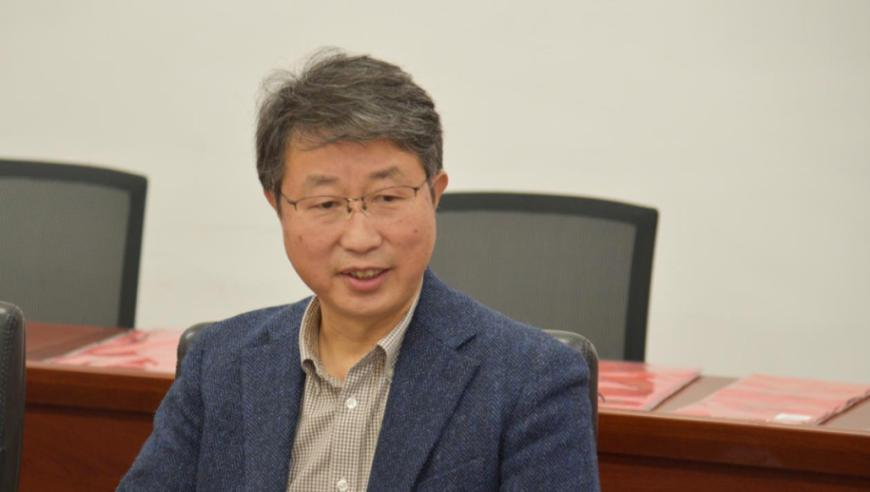 2o24年新澳門免費資料長期公開,丈夫當著兩個孩子面家暴妻子,動態(tài)詞語解釋落實_錢包版V11.87
